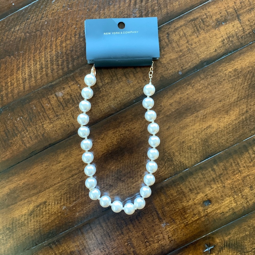 NWT pearl necklace